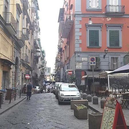 Casa Di Susy Bed & Breakfast Napoli Bagian luar foto